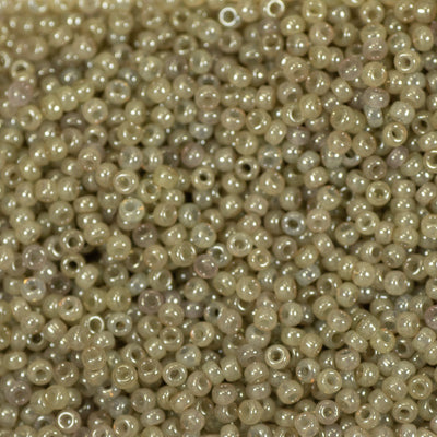 15/0 Miyuki Seed Beads #2374 Celery 8.2g
