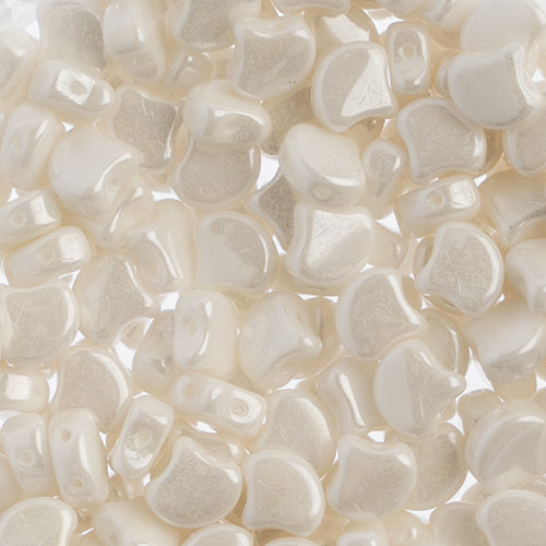 Matubo Czech Ginko Beads Chalk White Luster 12g