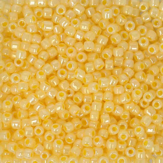 8/0 Toho Seed Beads #902 Ceylon Lemon Chiffon 8-9g Vial