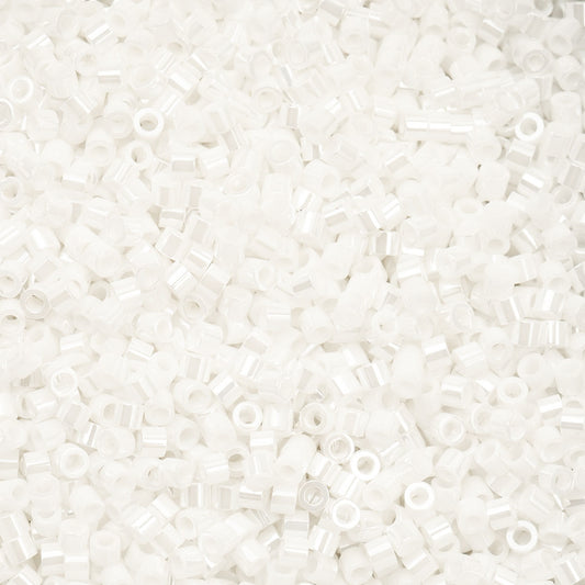 11/0 Cylin Beads #1024 White Pearl Luster 25g Bag