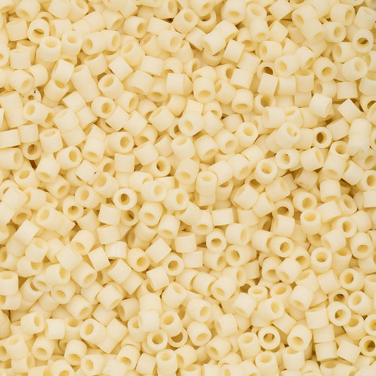 11/0 Cylin Beads #1072 Opaque Dark Cream 25g Bag