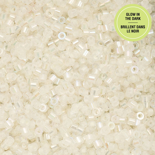 11/0 Cylin Beads #1114 Glow In Dark AB White / Green 25g Bag