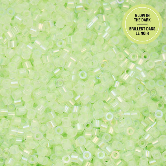 11/0 Cylin Beads #1124 Glow In Dark AB Light Green 25g Bag