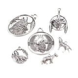 Wolves Assorted Charms 6/pk