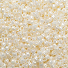 15/0 Toho Seed Beads #122 Opaque Lustered Navajo White 8-9g Vial